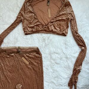 2 PIECE SKIMS brown Tan velvet Women's flare pants and cropped gloves top